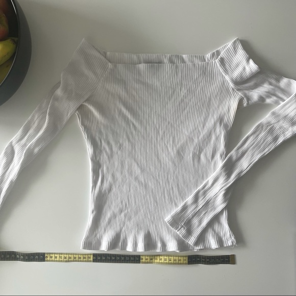 Zara ribbed white off-the-shoulder long sleeve - Picture 7 of 9